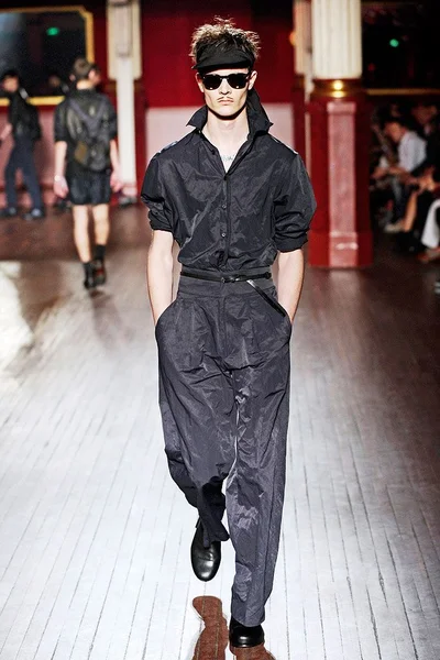 Look 35